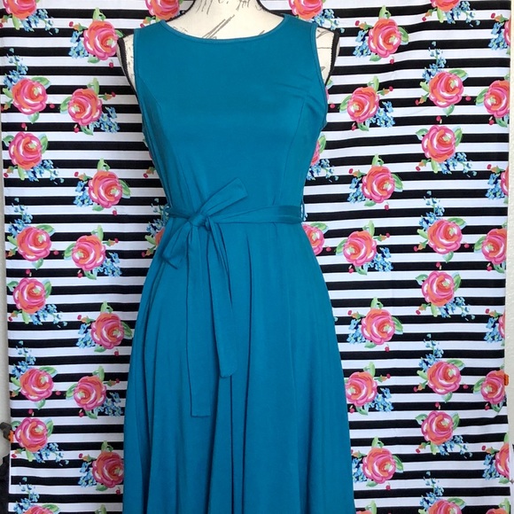 Dresses & Skirts - Pintage Teal asymmetric Dress